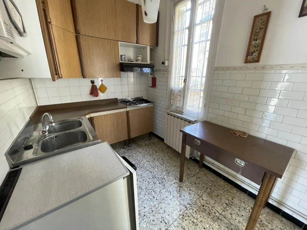 Suite San Bernardo - Centralissimo A Sanremo 0*,